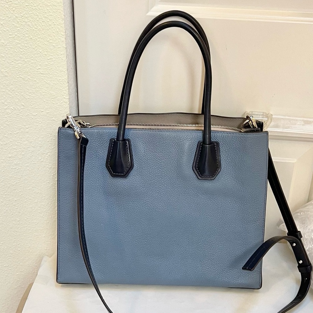 Authentic Michael Kors Mercer Color Block Padlock… - image 5